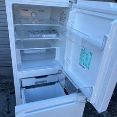 超美品ノンフロン冷凍冷蔵庫 ハイセンス 135L 2025年製の画像