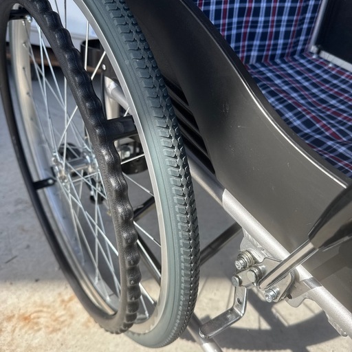 成約済み　　日進　自走介助兼用車椅子　NEO-1　　