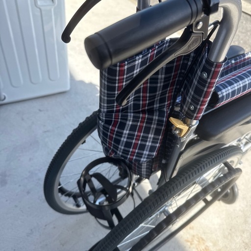 成約済み　　日進　自走介助兼用車椅子　NEO-1　　