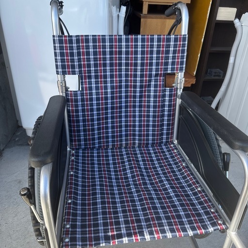 成約済み　　日進　自走介助兼用車椅子　NEO-1　　