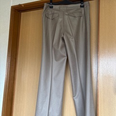 パンツスーツの画像