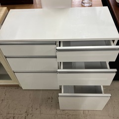 O 2602-1391 キッチンキャビネット　収納　キズ汚れ有りの画像