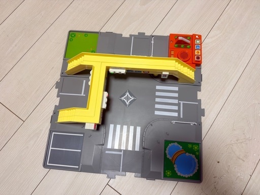 【動作確認済‼️美品‼️急ぎです】トミカ ぼくの街のサウンド交差点