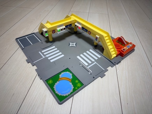 【動作確認済‼️美品‼️急ぎです】トミカ ぼくの街のサウンド交差点