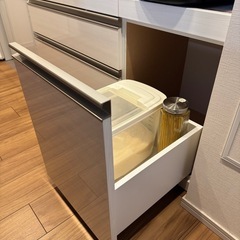 定価9.5万円　ニトリ　キッチンボード( レジューム120-2AG-S WH/120-2QL-R WH）の画像