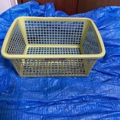 3種類のカゴの画像