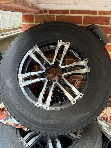 ハイラックス　Gun125 スタッドレスホイールセット