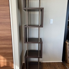 棚　シェルフ　飾り棚の画像