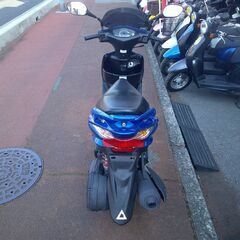 NO.5713　アドレスＶ１２５ＳＳ　盗難防止警報アラーム　サイドスタンド　リヤスポイラー　メタリックブルー　☆彡の画像