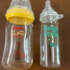 哺乳瓶2本／乳首 サイズSS〜Mの画像