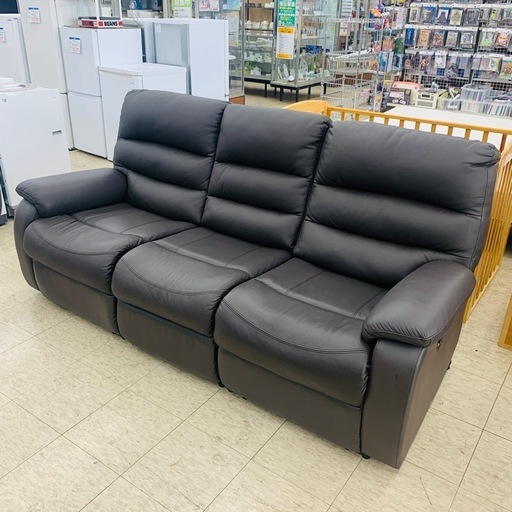 【ジモティー割引で最大15％OFF⭐️】ニトリ 3人掛け 電動ソファ 黒