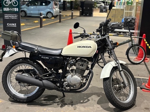 バイク cb223s