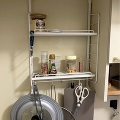 突っ張りキッチンラックの画像