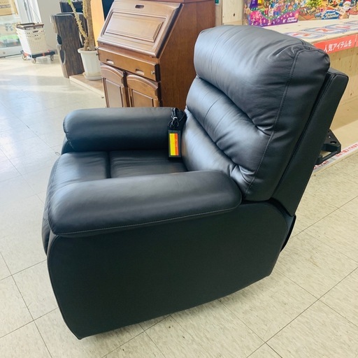 【ジモティー割引で最大15％OFF⭐️】ニトリ 1人掛け 電動ソファ ブラック