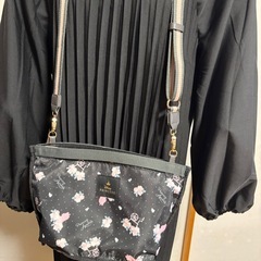 ショルダーバッグの画像