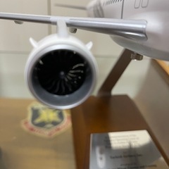 【非売品】1／144 TURKISH AIRLINES 金属 飛行機模型 スタンド付き 株主だけ貰える 完成品 ソリッド モデル  家具 オブジェ の画像