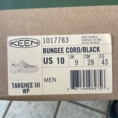 KEEN トレッキングシューズの画像