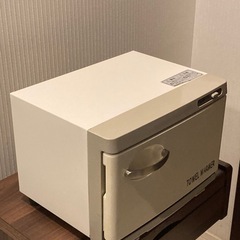 タオルウォーマー TW-7F 7S ホットキャビネット　おしぼり蒸し器 タオル蒸し器の画像