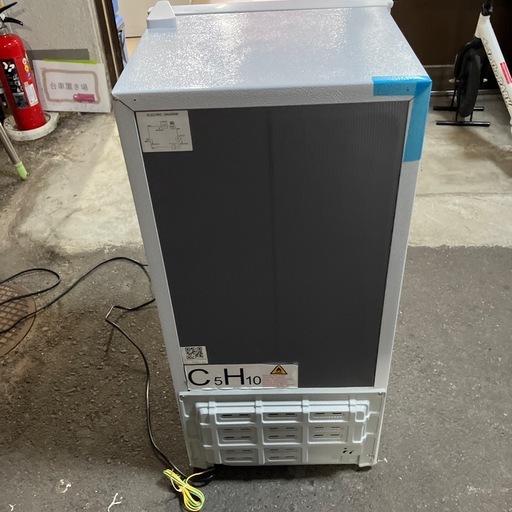 石2602-1396 ONE STEP 小型冷凍冷蔵庫TE-RE001 動作確認済み　2025年製　中古美品