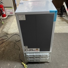 石2602-1396 ONE STEP 小型冷凍冷蔵庫TE-RE001 動作確認済み　2025年製　中古美品の画像