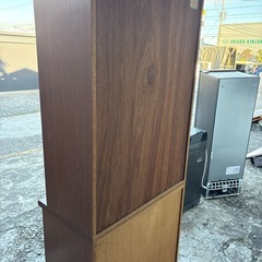 食器棚 上下分離式の画像