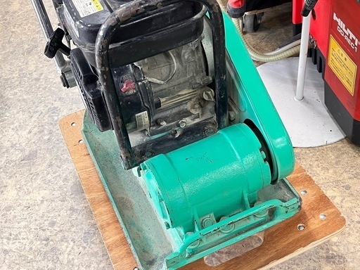 【ジャンク】 明和 明和製作所 メイワ プレート エンジンプレート プレートコンパクター 転圧機 KP60 【11139740】