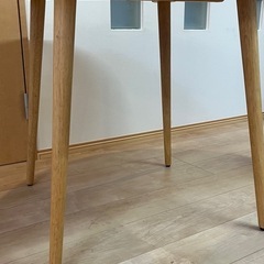 丸テーブル　直径90cmの画像