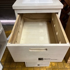 決定　4段 収納　天板タイルの画像