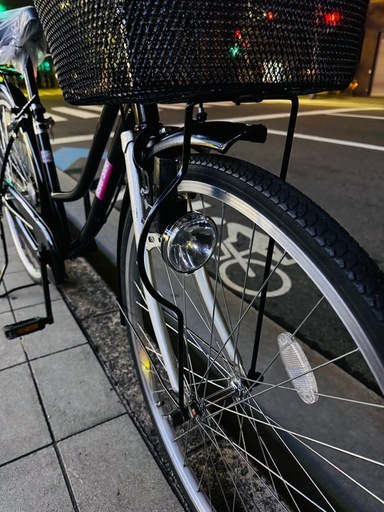 ※決まりました！※　26インチの普通のママチャリ。後ろタイヤやブレーキワイヤー新品に交換済み。防犯登録も込みの価格なので譲渡証明や登録しに自転車屋に行く手間はなしです