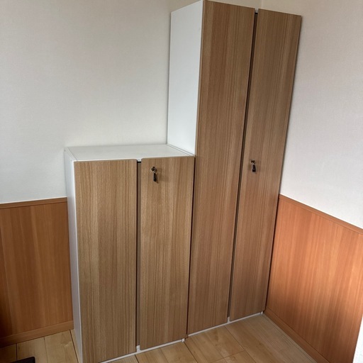 鍵付き書庫2セット