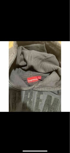 supreme シュプリーム　ブラックパーカー