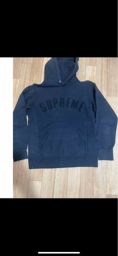 supreme シュプリーム　ブラックパーカー