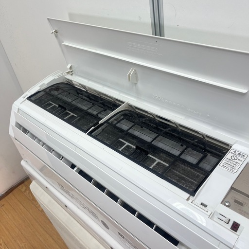 【18畳用】Panasonic ルームエアコン CS-569CFR2-W（2019年製） 冷房5.6kW／200Vタイプ** ①