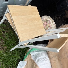 テレビ台、食器棚、棚の画像