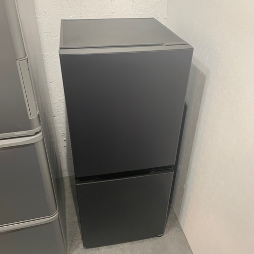 ジモティー割】AQUA 2024年製 135L ノンフロン冷凍冷蔵庫の通販はau 