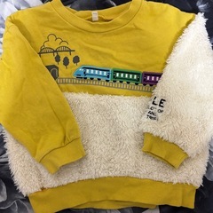 95 厚手キッズ服の画像