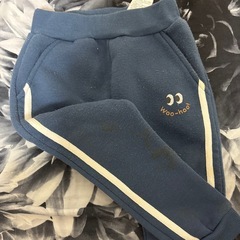 95 厚手キッズ服の画像