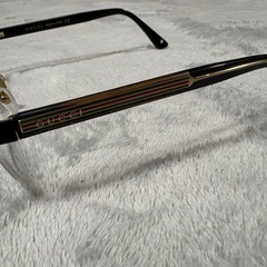 【GUCCI GG0387OJ チタン 伊達メガネ ケース付】の画像