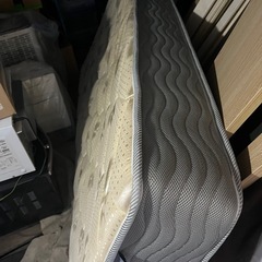 シングルマットレスの画像