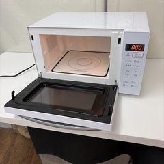 【🐤買取市場 6ヶ月保証】R352 ☀️ Haier / ハイアール フラット電子レンジ（18L / 600W / ヘルツフリー）22年製 JM-FH18KE ⭐ 動作確認済 ⭐ クリーニング済の画像