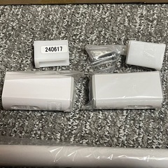 引き取り限定 【新品未使用】TOTO タオル掛け YT252S4R ホワイト 洗面所 トイレ用 の画像