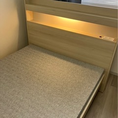 【中古】大阪引取限定　木製ダブルルベッド LED照明付き【KSB1F126】の画像