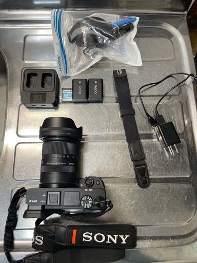 Sony α6400 ＋ SIGMA 18-50mm F2.8 セット / 即撮影可 / 付属品多数