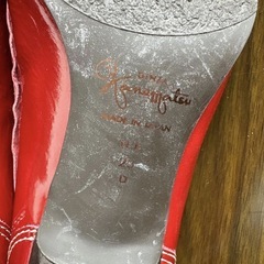 銀座かねまつ 23 レッドエナメル レザー リボンパンプスの画像