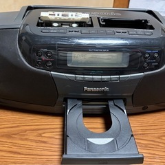CDラジカセの画像