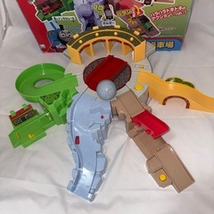 トーマス トミカ ハラハラ操車場の画像