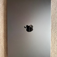 ✨美品✨MacBook Pro  M2 2023年 ほぼ未使用①の画像
