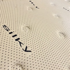 ベッドフレームとニトリのシングルマットレス付き！デュアルポケットハイグレードの画像