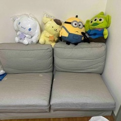 IKEA. ソファーの画像