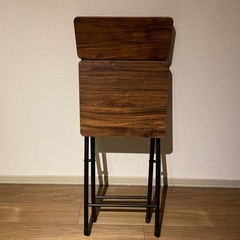 折りたたみ椅子の画像